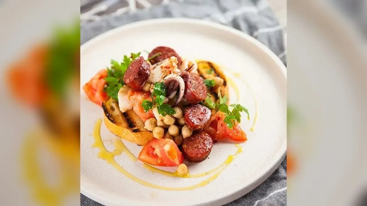 Squid, chickpea & chorizo salad