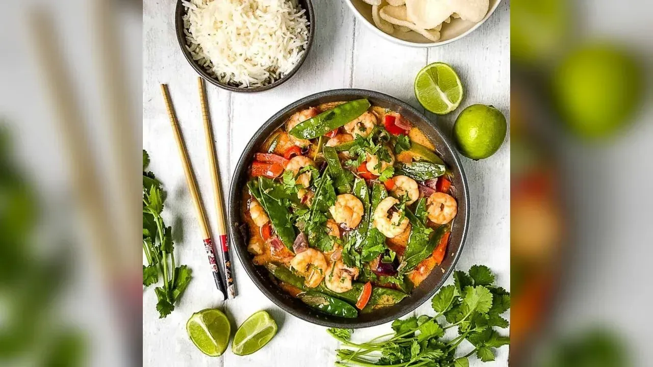 Thai prawn curry