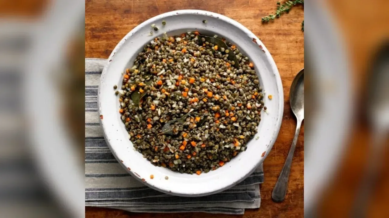 French Lentils With Garlic and Thyme