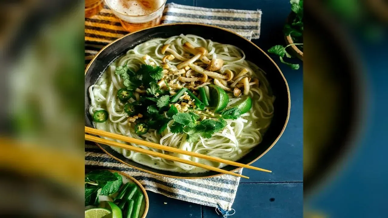 Thai curry noodle soup