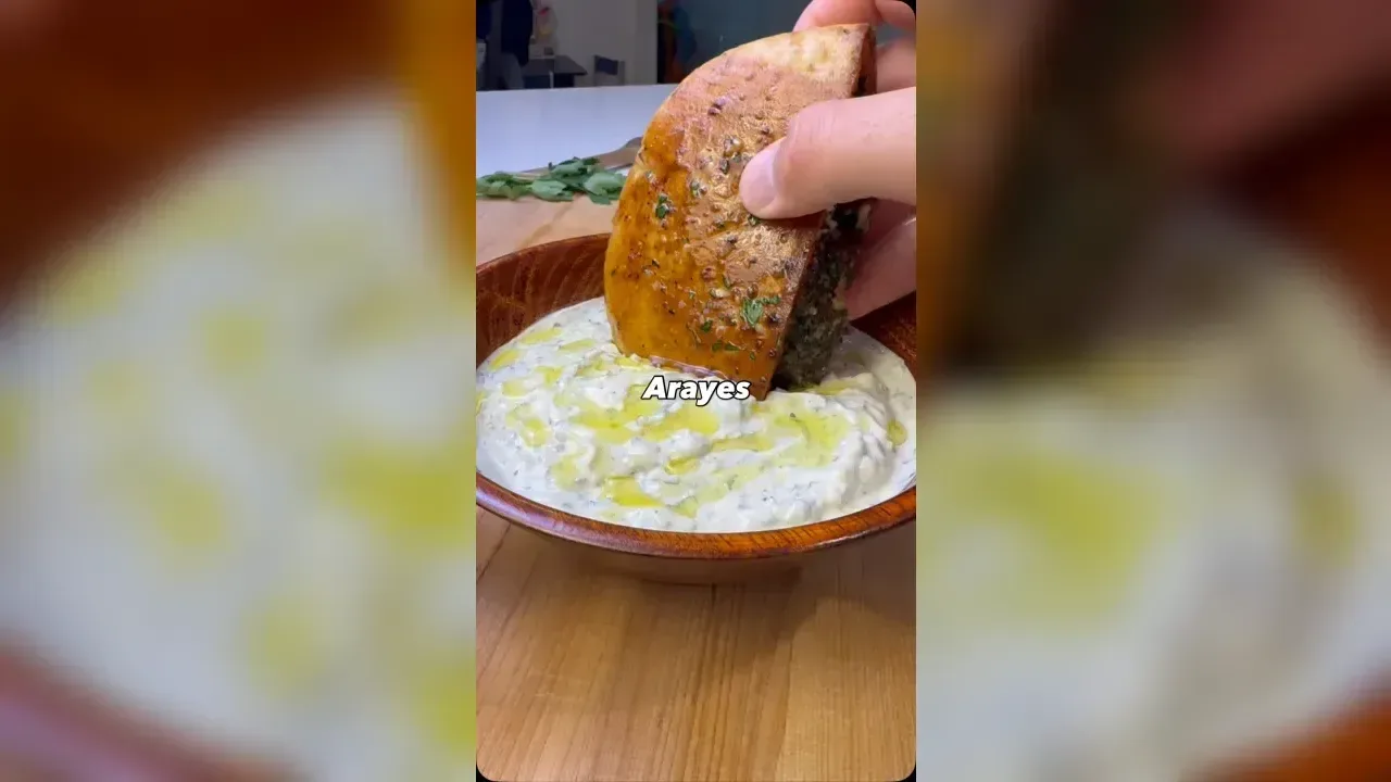 Арайес (піта з яловичим фаршем)