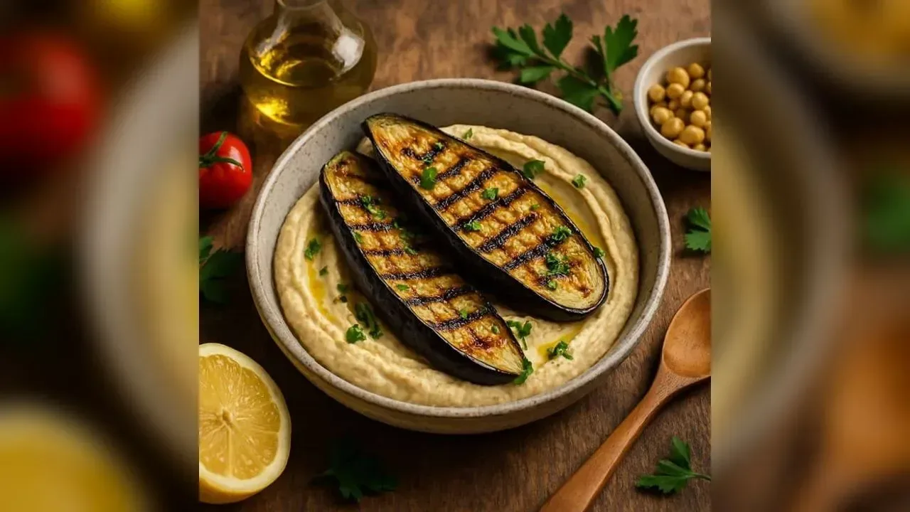 Aubergine & hummus grills