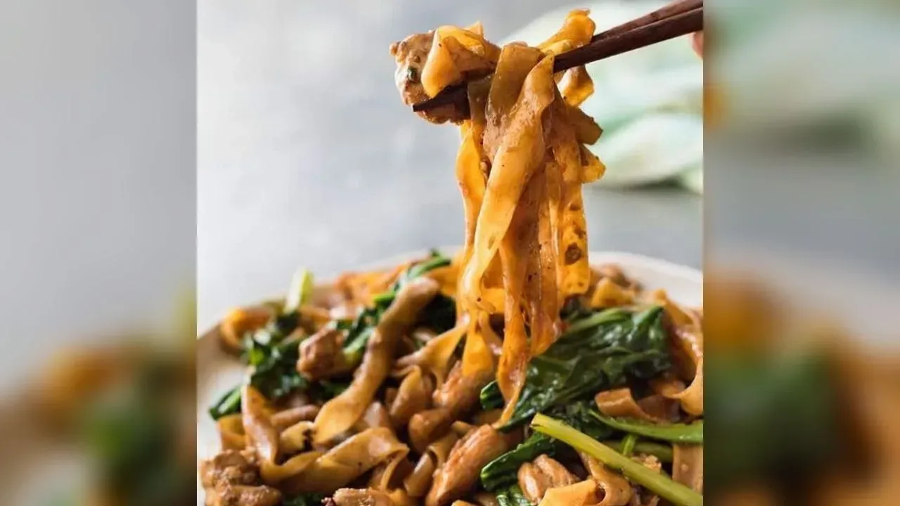 Pad See Ew