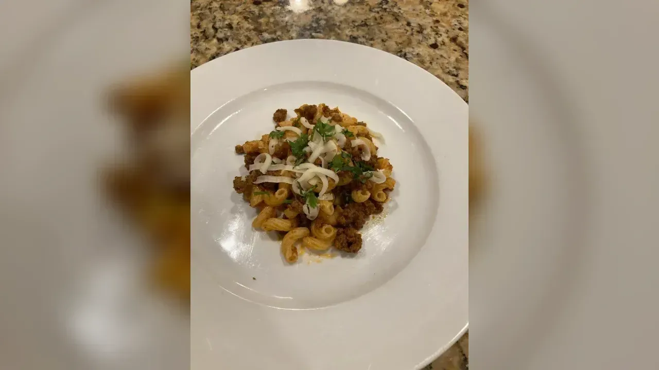 Tomato Flavored Hamburger and Macaroni