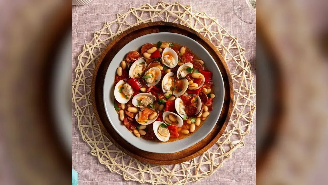 Clam, chorizo & white bean stew