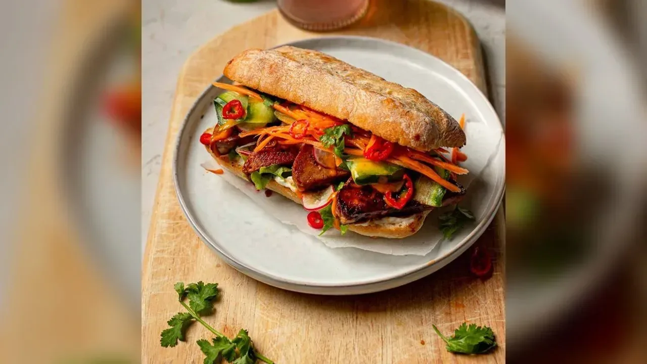 Vegan banh mi