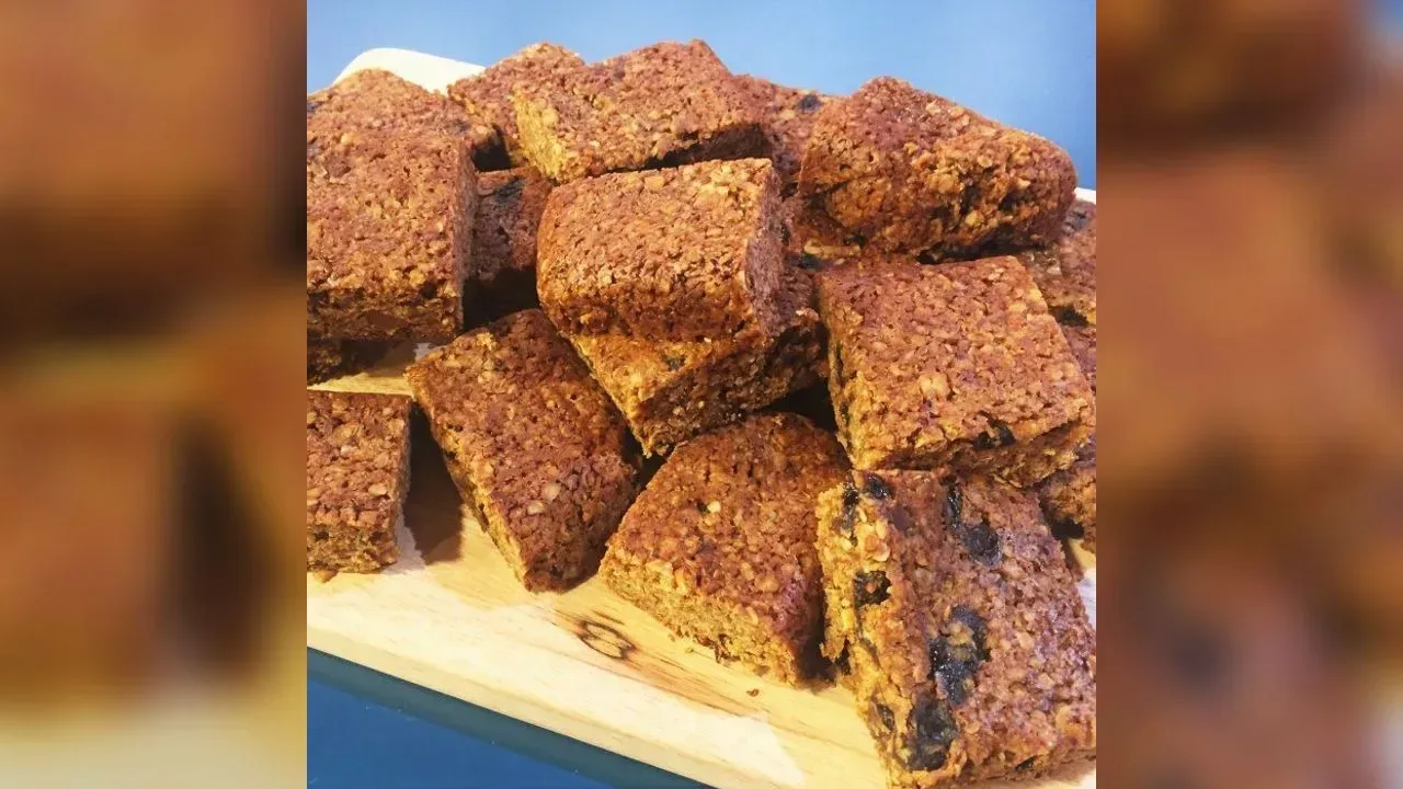 Christmas Pudding Flapjack