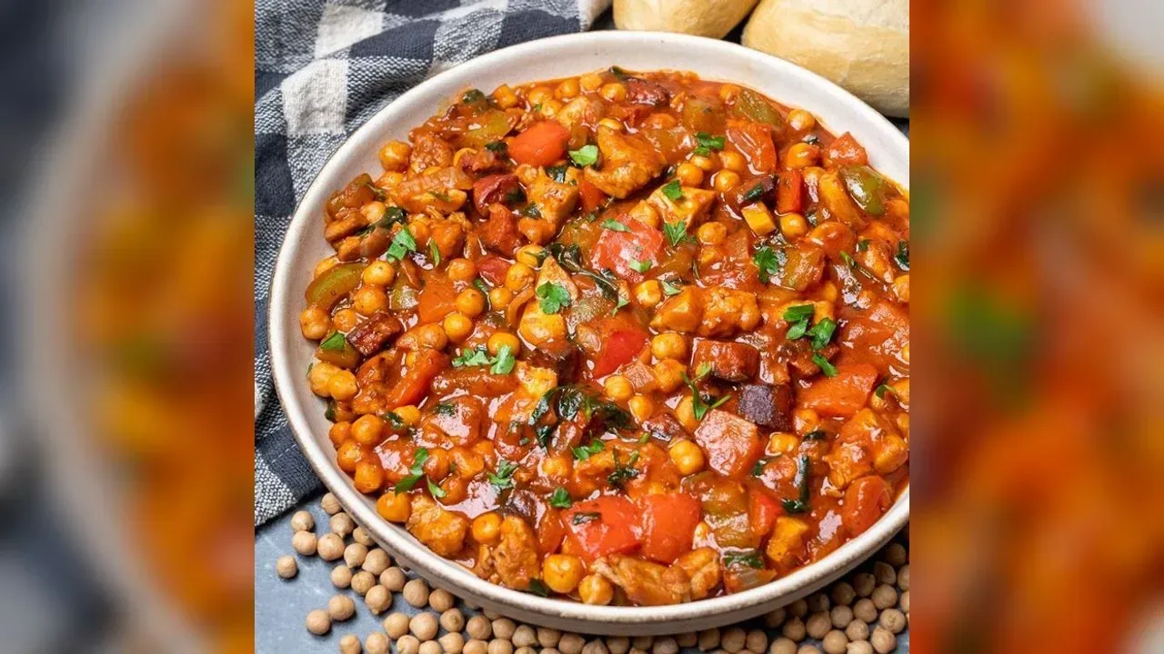 Spanish beans with chicken & chorizo