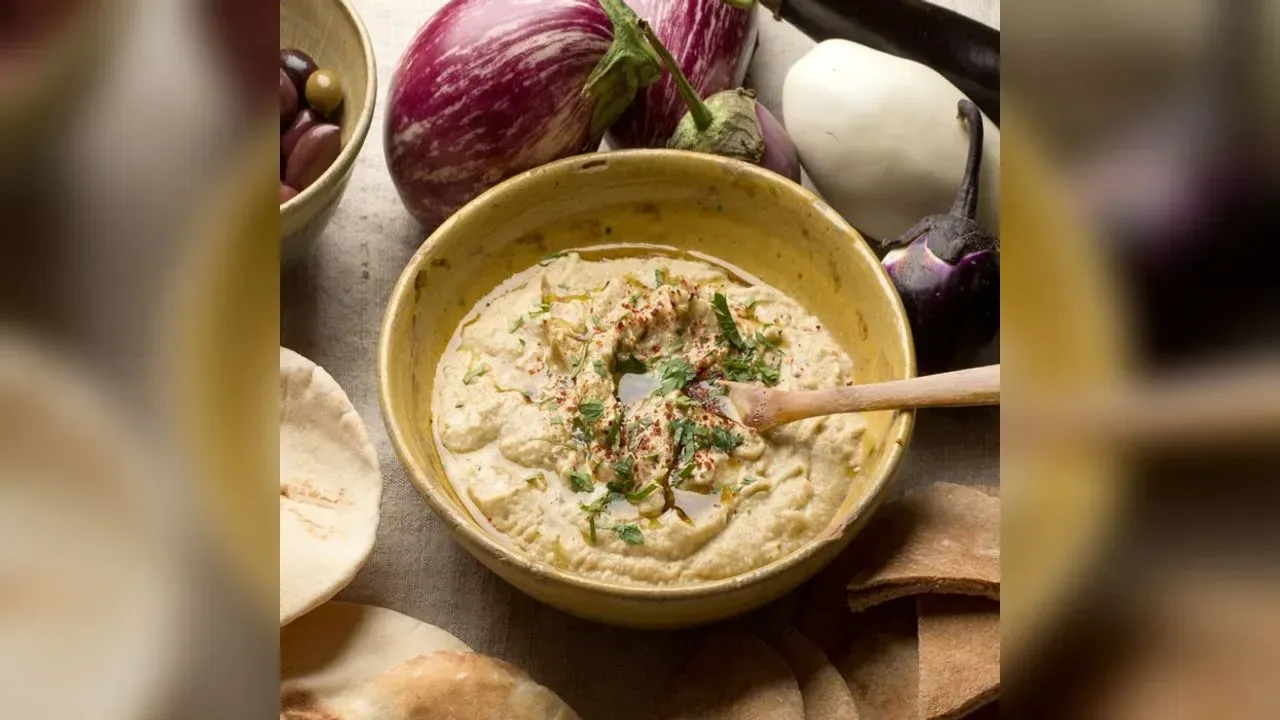 Smoked aubergine purée