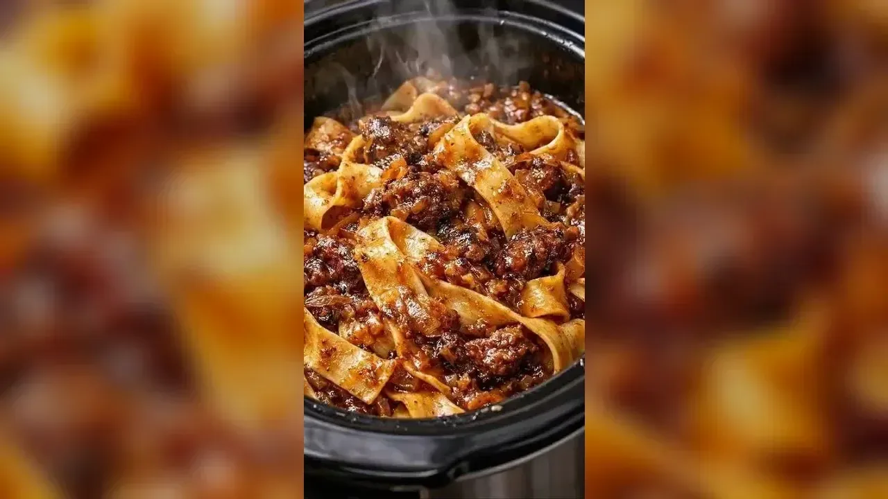 Повільно приготоване яловиче рагу (рагу)
