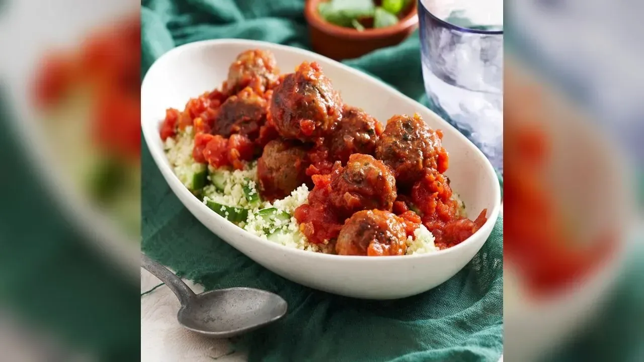 Lamb & apricot meatballs