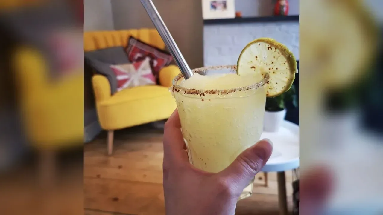 Pineapple Paloma