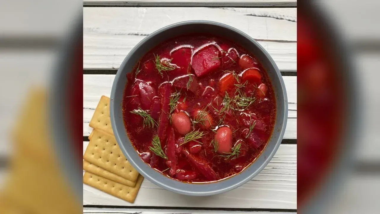 Beetroot Soup (Borscht)