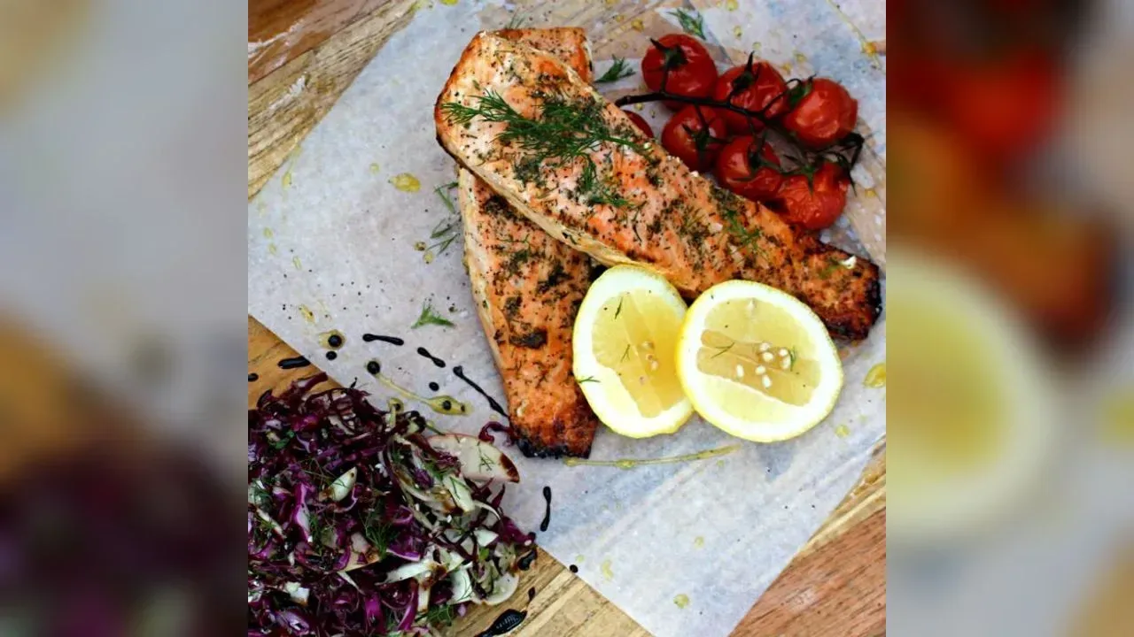Baked salmon with fennel & tomatoes