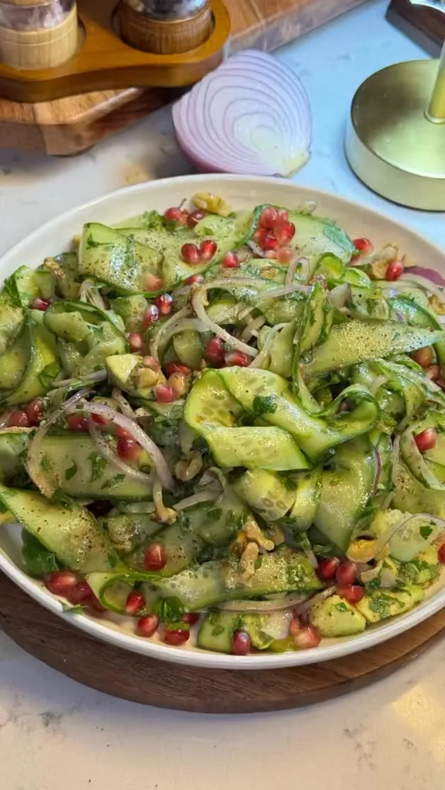 Crunchy Avocado Cucumber Salad
