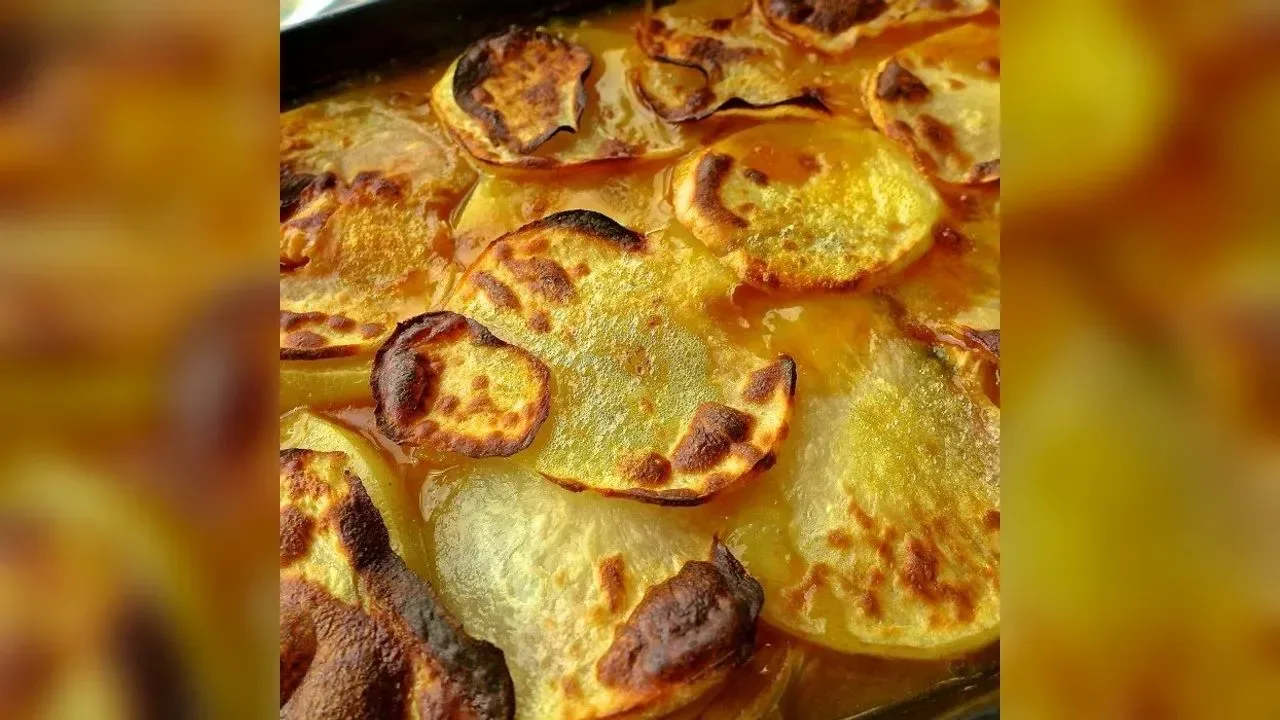 Chicken & mushroom Hotpot