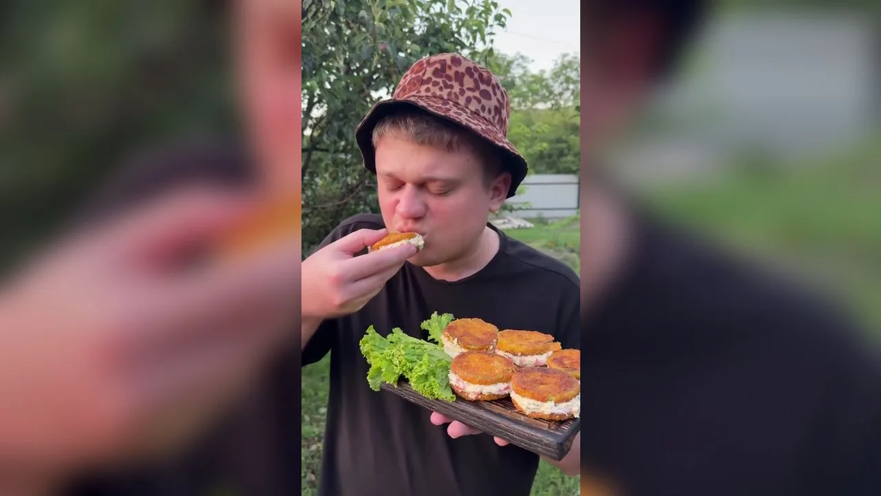 Смажені кабачкові сендвічі