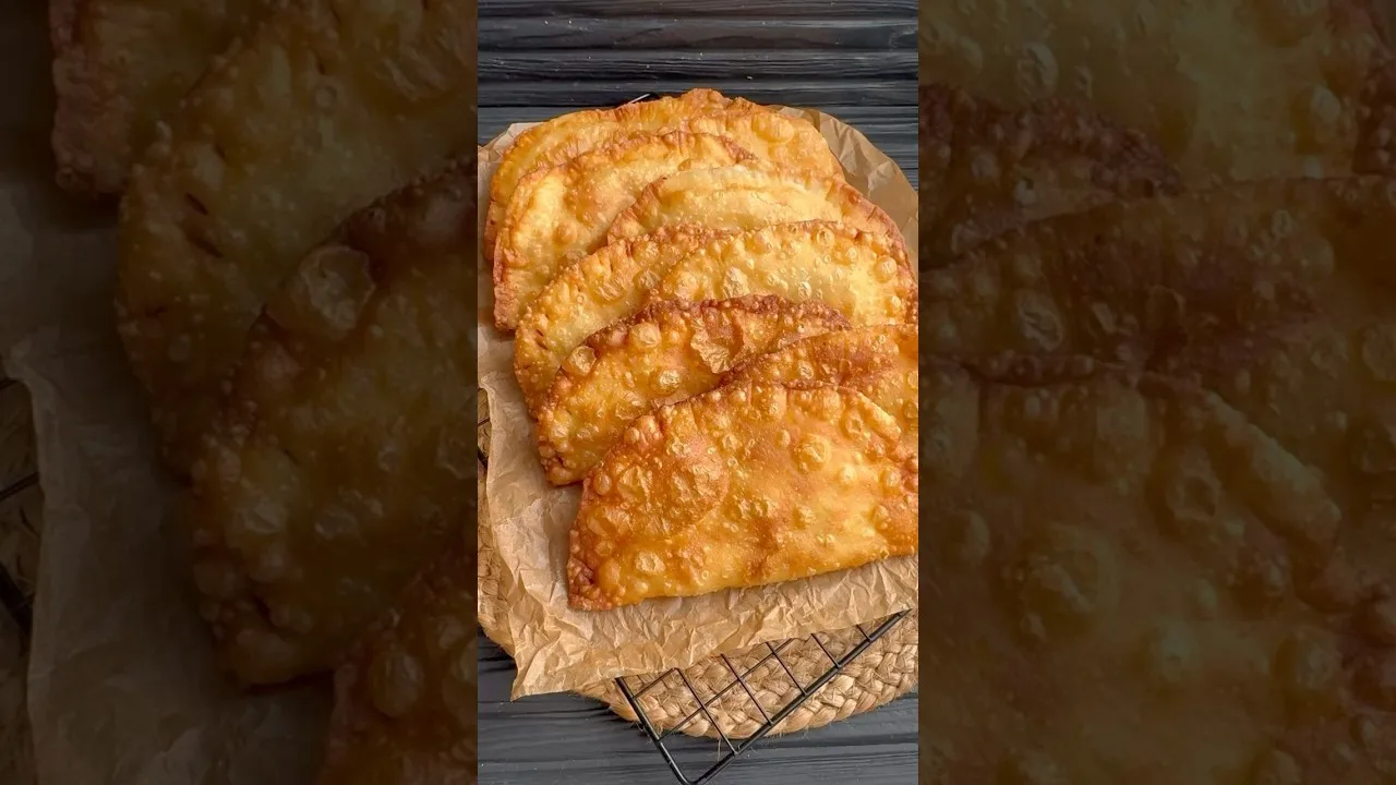 НАЙВДАЛІШИЙ РЕЦЕПТ ЧЕБУРЕКІВ 🥟