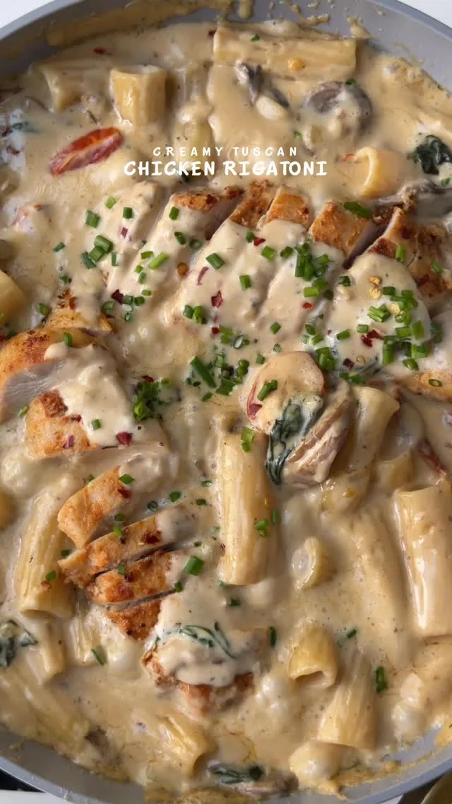 Creamy Tuscan Chicken Rigatoni