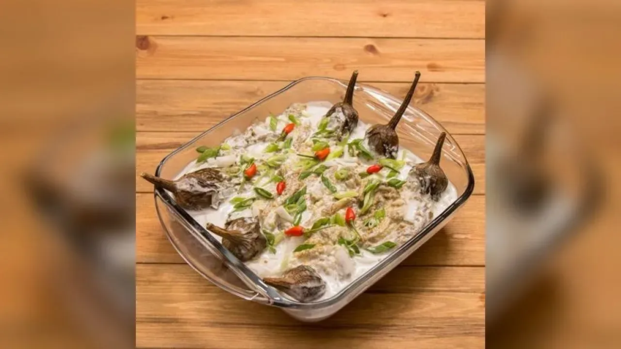 Grilled eggplant with coconut milk