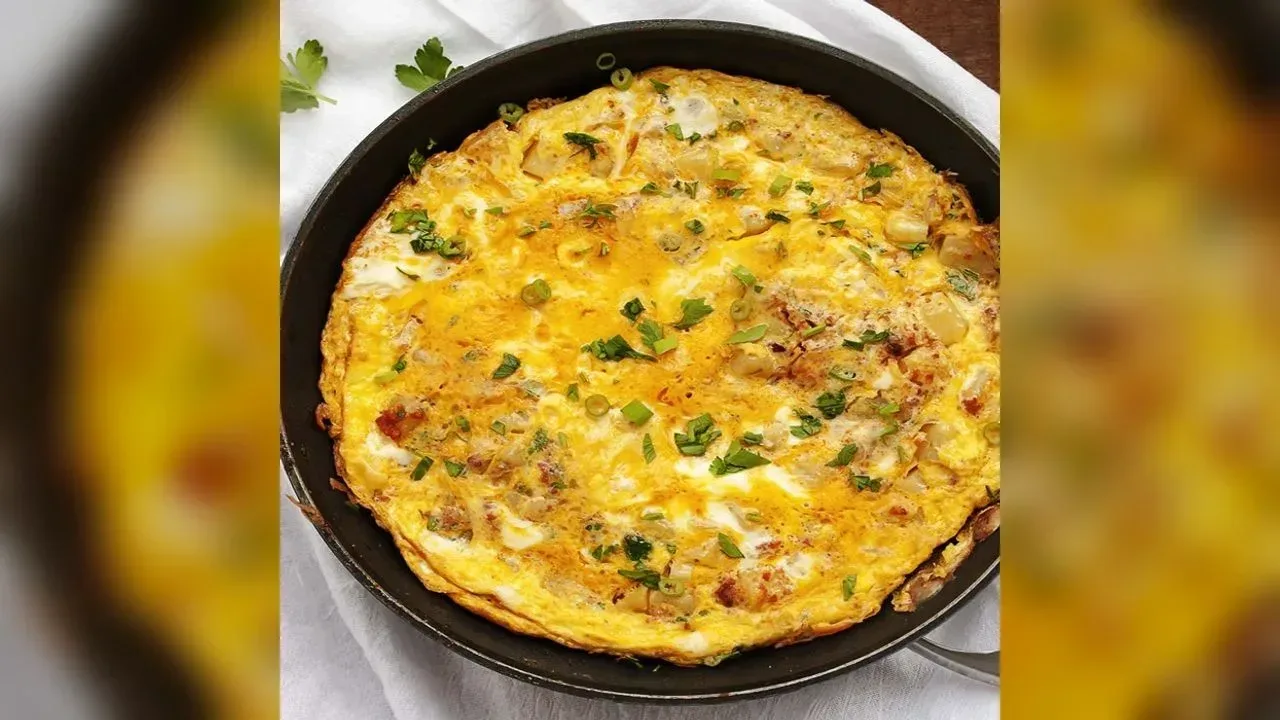 Chorizo, potato & cheese omelette