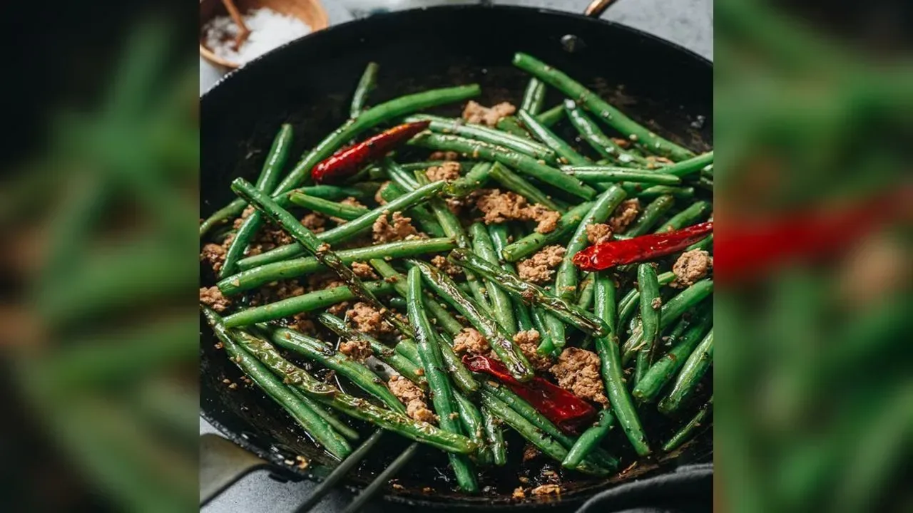 Sichuan Style Stir-Fried Chinese Long Beans