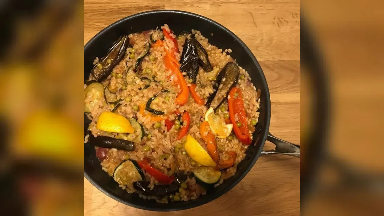 Roast fennel and aubergine paella