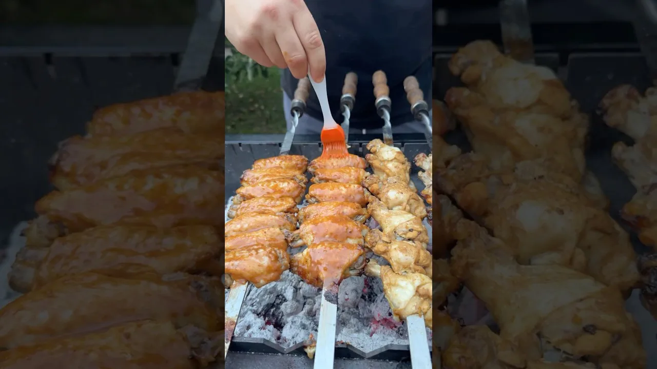 Самий крутий рецепт крилець на мангалі